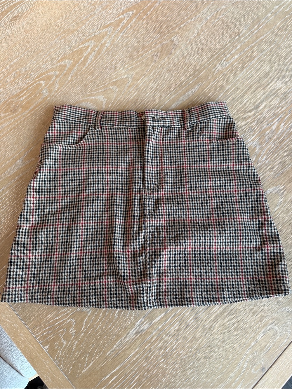 Brandy Melville Black and Red Houndstooth Mini Skirt